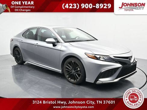 Used 2024 Toyota Camry XSE FWD image 1