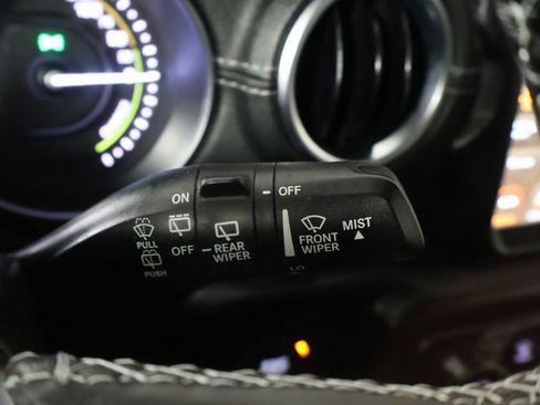 Used 2023 Jeep Wrangler Unlimited Sahara w/ Cold Weather Group image 43