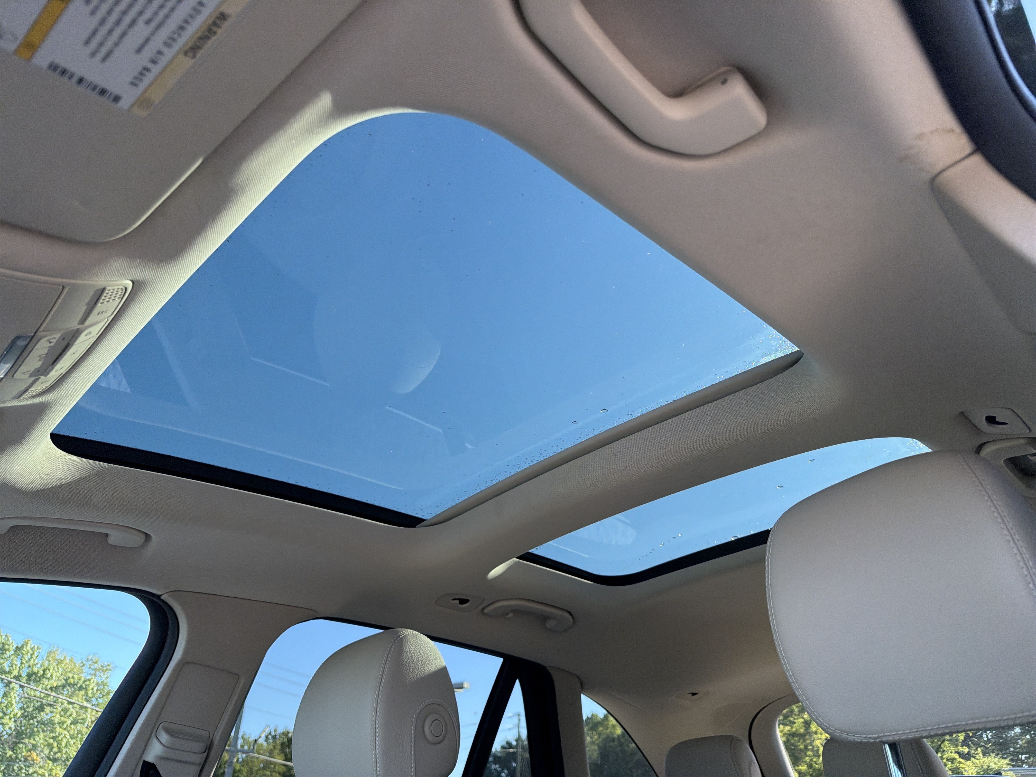 Used 2018 Mercedes-Benz GLC 300 image 5