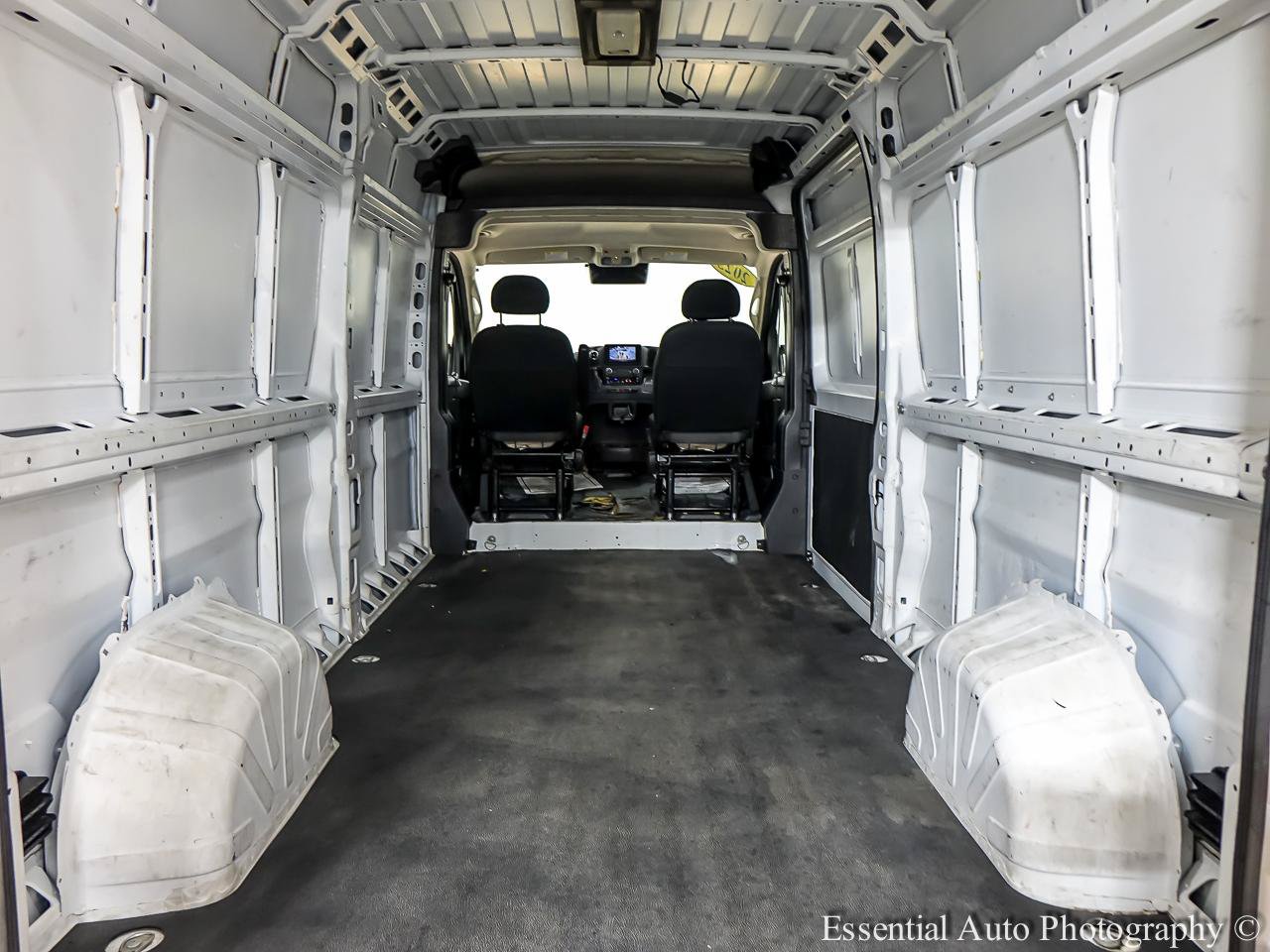 Used 2023 RAM ProMaster 2500 FWD image 14