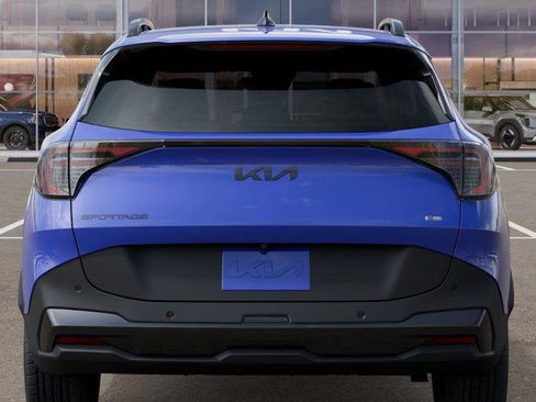 New 2026 Kia Sportage X-Line w/ X-Line Premium Package AWD/4WD image 13