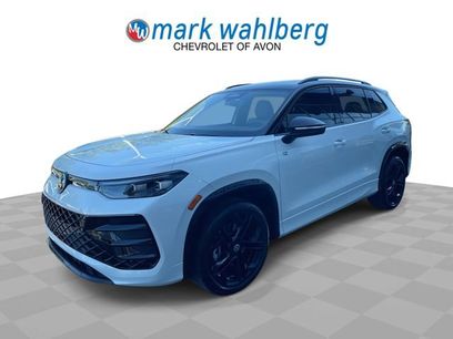 Used 2025 Volkswagen Tiguan SE R-Line