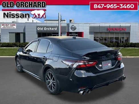 Used 2023 Toyota Camry SE FWD image 6