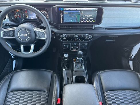 Used 2024 Jeep Wrangler Sahara w/ Technology Group image 14