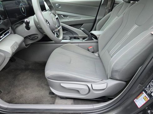 Used 2024 Hyundai Elantra SEL image 23