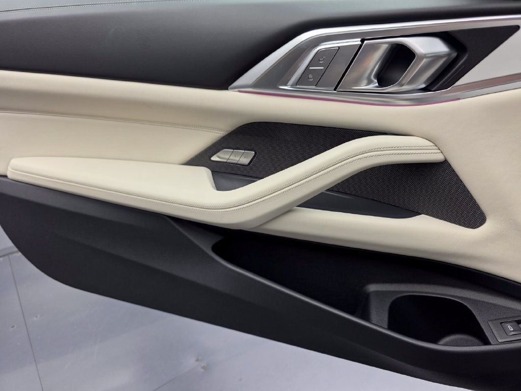 New 2027 BMW M4 Coupe w/ Executive Package RWD image 17