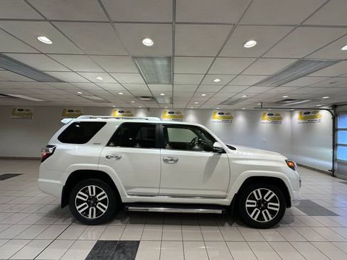 Used 2022 Toyota 4Runner Limited image 3