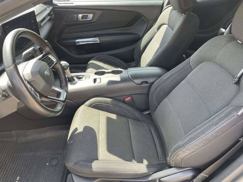 Used 2024 Ford Mustang Coupe RWD image 13