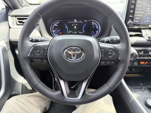 Used 2021 Toyota RAV4 XSE image 19
