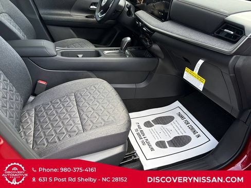 New 2026 Nissan Kicks SV w/ SV Premium Package FWD image 37