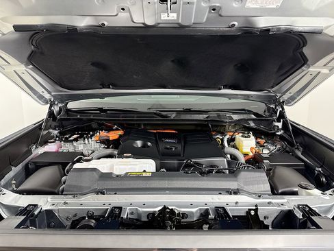 Certified 2025 Toyota Tundra Platinum image 35