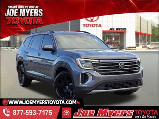 Used 2024 Volkswagen Atlas SE w/ Black Wheel Package FWD video 1