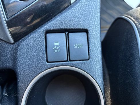 Used 2014 Toyota Corolla S image 34