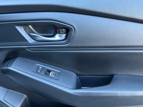 Used 2023 Honda Accord EX-L image 18