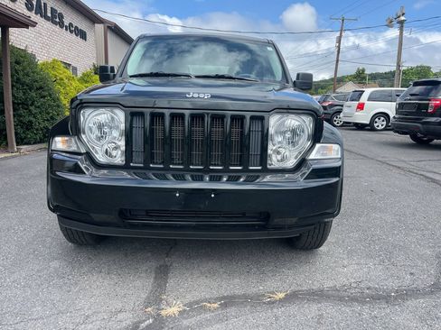 Used 2012 Jeep Liberty Sport w/ Popular Equipment Group AWD/4WD image 3