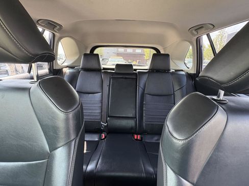Used 2019 Toyota RAV4 XLE Premium w/ Cold Weather Package AWD/4WD image 19