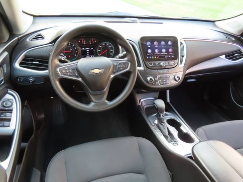 Certified 2024 Chevrolet Malibu LT FWD image 4