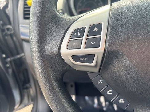 Used 2016 Mitsubishi Lancer ES FWD image 17