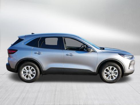 Used 2024 Ford Escape Active AWD/4WD image 8
