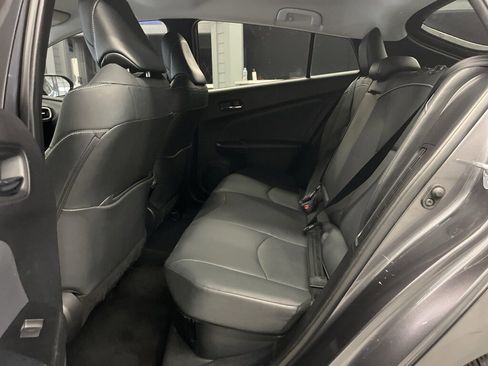 Used 2020 Toyota Prius Prime XLE image 30