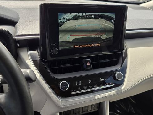 Used 2023 Toyota Corolla Cross LE image 22