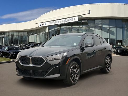 New 2026 BMW X2 xDrive28i w/ Technology Package AWD/4WD image 1