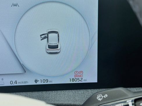 Used 2024 Kia EV6 Wind AWD/4WD image 19