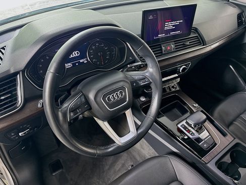 Used 2023 Audi Q5 2.0T Premium w/ Convenience Package AWD/4WD image 11