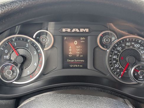 Used 2024 RAM 5500 SLT w/ Quick Order Package 2YG SLT AWD/4WD image 14