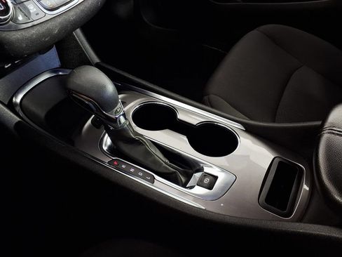 Used 2024 Chevrolet Malibu LT FWD image 20