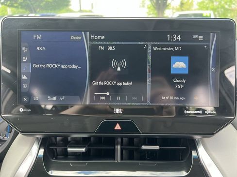 Used 2021 Toyota Venza Limited w/ Advanced Technology Package AWD/4WD image 18