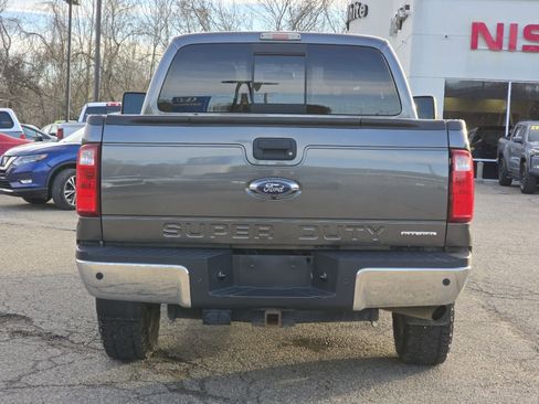 Used 2015 Ford F250 Lariat w/ Lariat Interior Package image 10