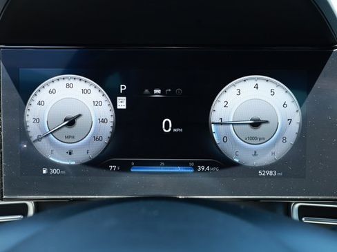 Used 2024 Hyundai Elantra SEL FWD image 9