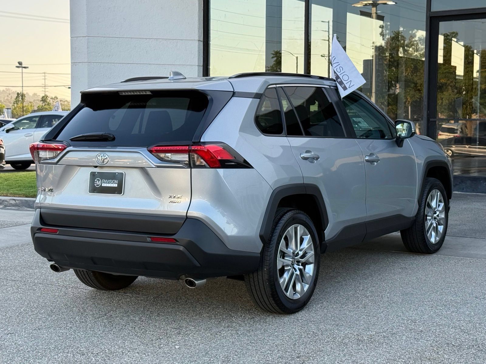 Used 2025 Toyota RAV4 XLE Premium w/ Weather Package AWD/4WD image 15