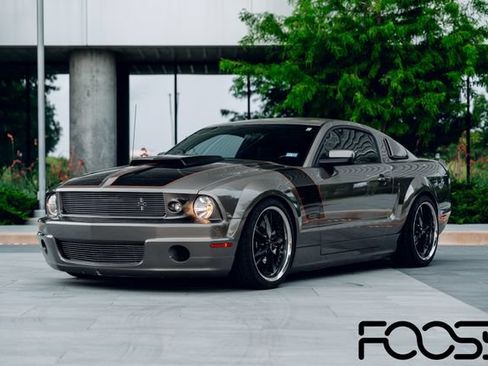 Used 2005 Ford Mustang GT RWD image 1
