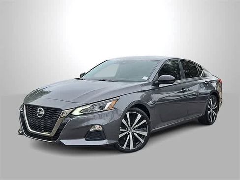 Used 2020 Nissan Altima 2.5 SR w/ Premium Package image 1