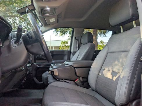 Used 2020 Chevrolet Silverado 1500 RST AWD/4WD image 19