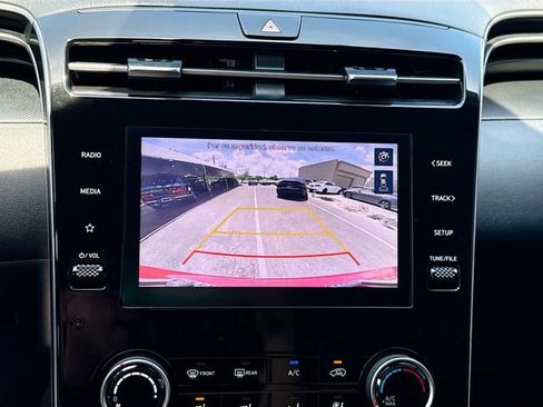 Used 2024 Hyundai Tucson SE FWD image 13