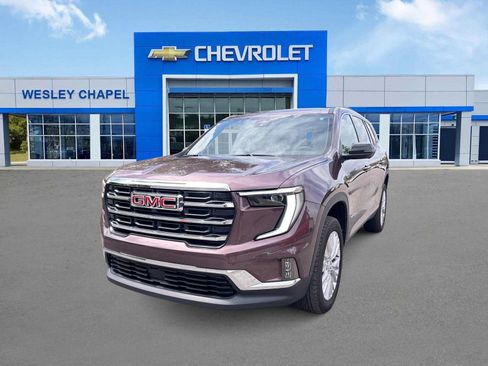 Certified 2024 GMC Acadia Elevation AWD/4WD image 1