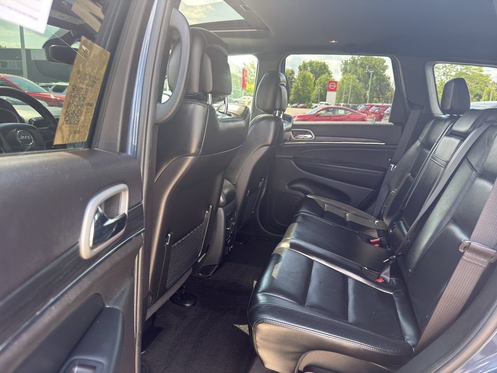 Used 2021 Jeep Grand Cherokee Limited AWD/4WD image 30