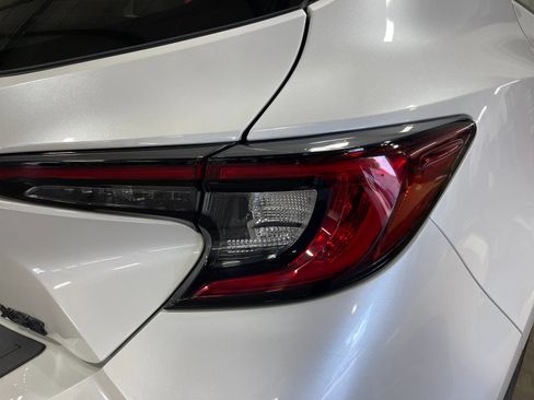 Used 2025 Toyota Corolla XSE FWD image 33