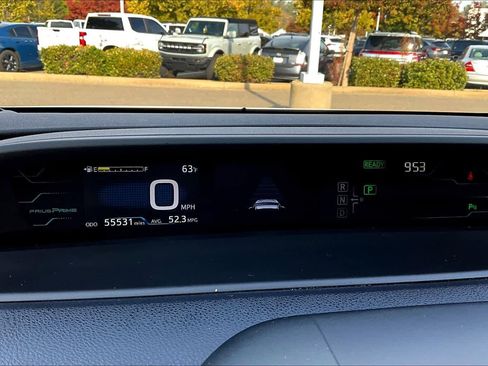 Used 2019 Toyota Prius Prime Advanced image 25