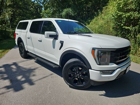 Used 2023 Ford F150 Lariat w/ Equipment Group 502A High AWD/4WD image 2