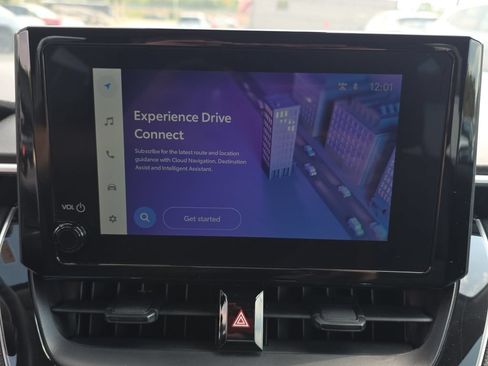 Used 2025 Toyota Corolla LE FWD image 21