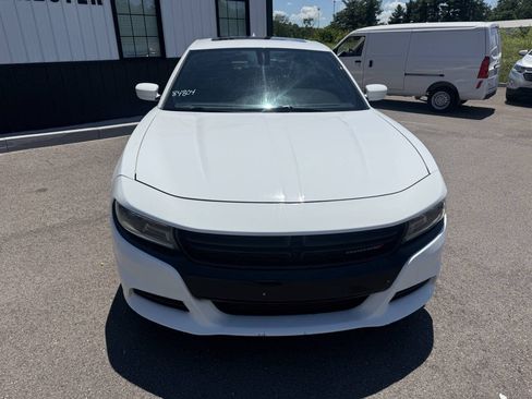 Used 2018 Dodge Charger GT AWD/4WD image 3