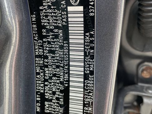 Used 2014 Toyota Camry SE w/ Leather Package FWD image 31