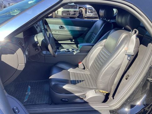 Used 2002 Ford Thunderbird RWD image 12