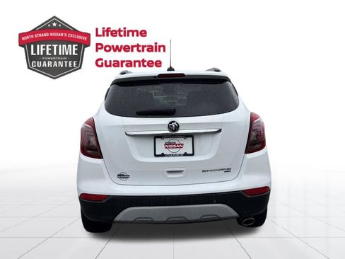 Used 2021 Buick Encore Preferred AWD/4WD image 4