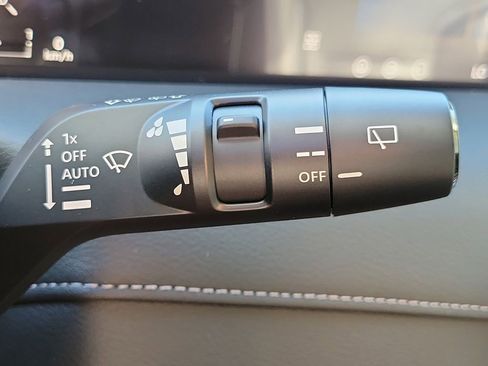 New 2026 Nissan Armada SV image 36