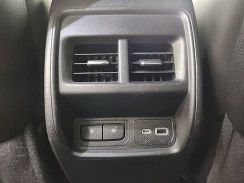 Used 2019 Cadillac XT4 Premium Luxury w/ Cold Weather Package image 33